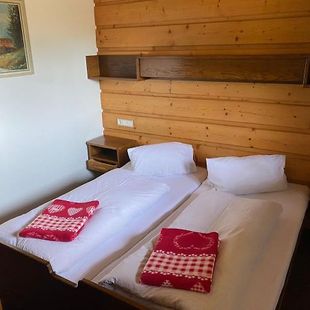 Appartement Latschen - Ferienhaus Bad Kleinkirchheim Exteriör bild