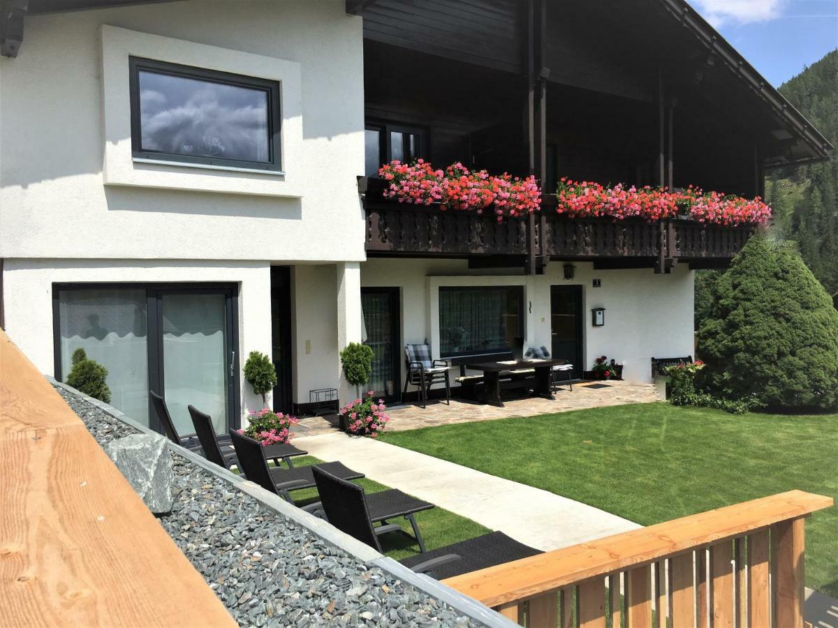 Appartement Latschen - Ferienhaus Bad Kleinkirchheim Exteriör bild